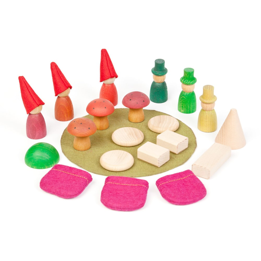 Grapat Wooden Dolls Forest Set