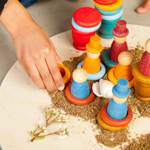 Grapat Set Met Houten Poppetjes, Ringen, Bakjes en Schijfjes Zomer2-min