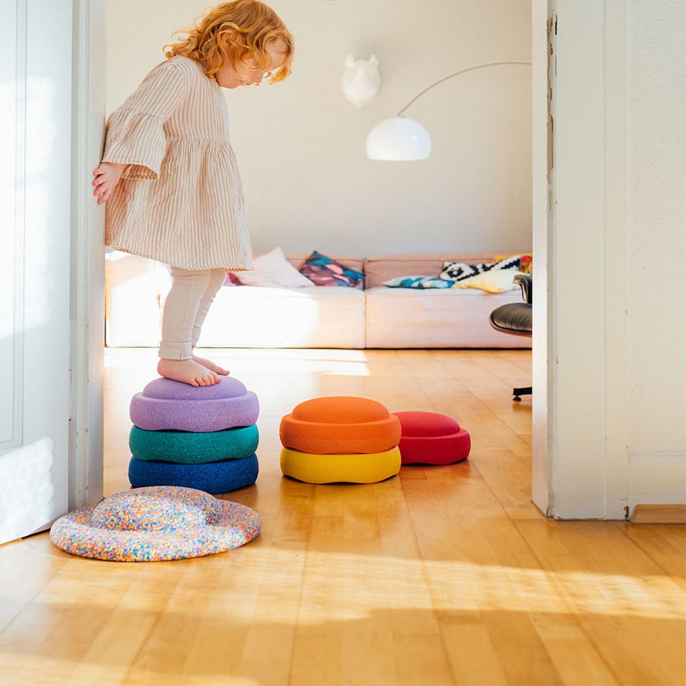 Stapelstein Rainbow Classic Bundle 6 Stacking Stones + Balance Board