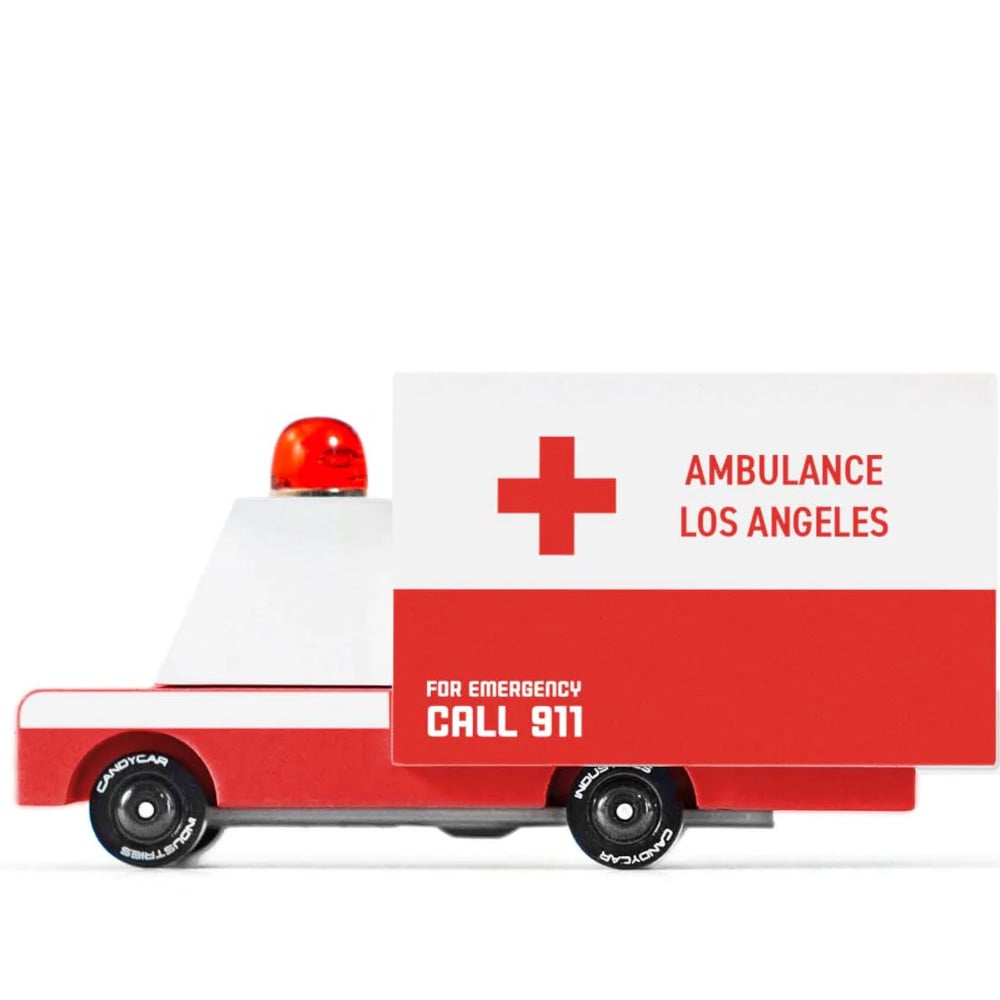 Candylab Candyvan Ambulance-min