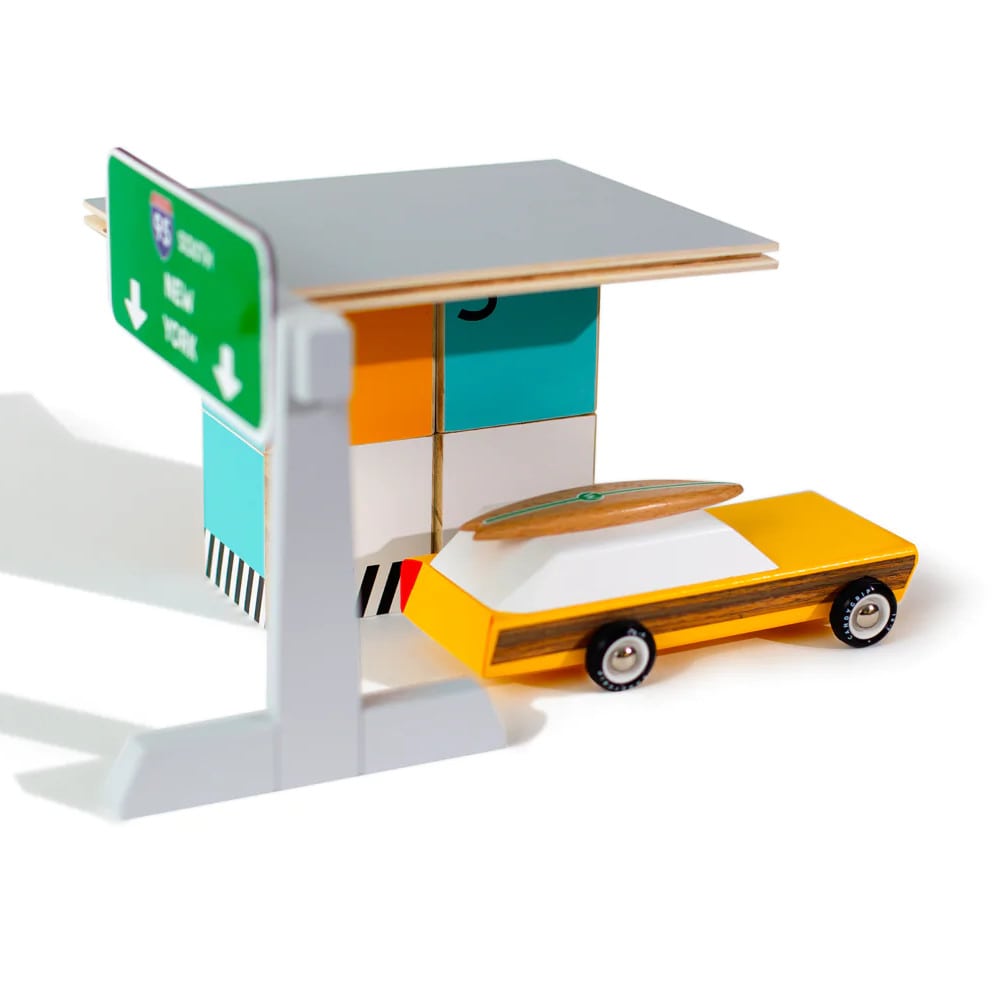 Candylab STAC Toll Booth-min