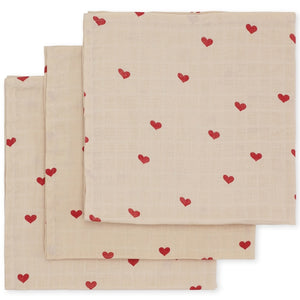 konges-slojd-hydrofiele-doeken-65x65cm-3-pack-amour-rouge-2-min